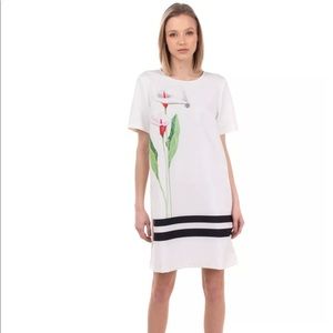 NEW w/ Tags CHRISTINA GAVIOLI White Shift Dress Size IT 40 Stretch Calla Print